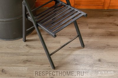 Клеевая кварц-виниловая плитка VINILAM Glue Дуб Дамп 188*1228*2.5 (4.16 м2)