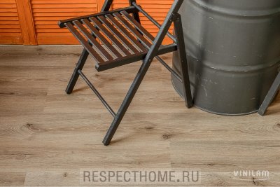 Клеевая кварц-виниловая плитка VINILAM Glue Дуб Дамп 188*1228*2.5 (4.16 м2)