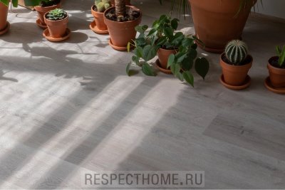 Клеевая кварц-виниловая плитка VINILAM Glue Дуб Ален 188*1228*2.5 (4.16 м2)
