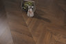 Паркет Французская ёлка Coswick дуб Молочный шоколад 15х82,55х490 1 Коммон, Шёлковое масло